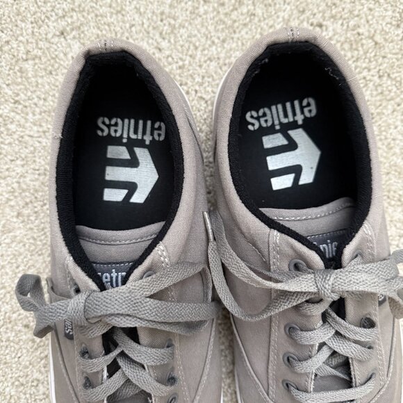 Gray Etnies - Picture 2 of 7